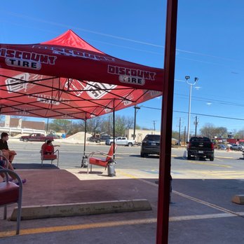 Discount Tire - Outside seating - Tires Near Me - San Antonio, Texas Discount Tire - Outside seating - Tires Near Me - San Antonio, Texas