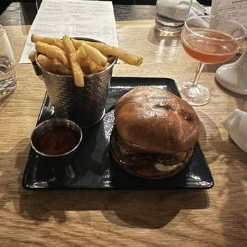 Whiskey Kitchen - Whiskey burger - Southern Near Me - Raleigh, North Carolina Whiskey Kitchen - Whiskey burger - Southern Near Me - Raleigh, North Carolina
