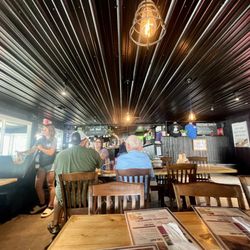 Boathouse BBQ
