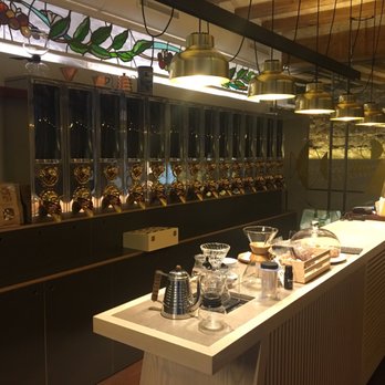 Mag by El Magnifico - Cafeteria Near Me - Barcelona, B