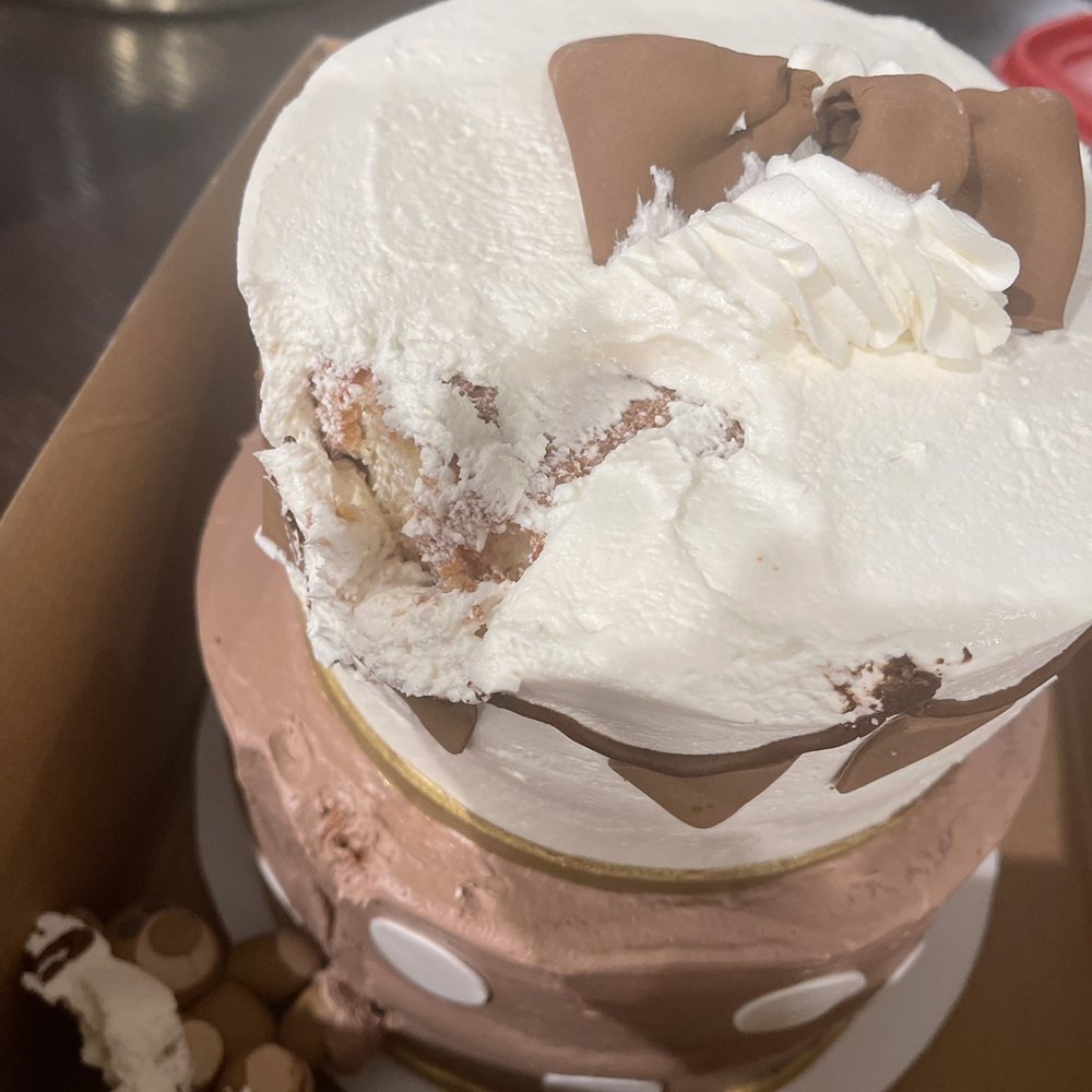 Binks Sweet Boutique - Smashed cake - Custom Cakes Near Me