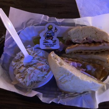 DaT Bar at the End Row - tasty-riffic food & lots of it! - Beer, Wine & Spirits Near Me - Lexington, Illinois