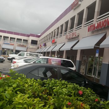 Le Nails - Don't go here, I'm only one of many people they've done physical harm to. - Nail Salons Near Me - Miami, Florida Le Nails - Don't go here, I'm only one of many people they've done physical harm to. - Nail Salons Near Me - Miami, Florida