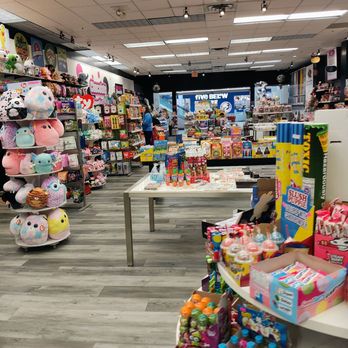 Chocolate Boutique - Candy Stores Near Me - Pittsburgh, Pennsylvania