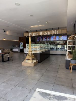 Paris Banh Mi by null