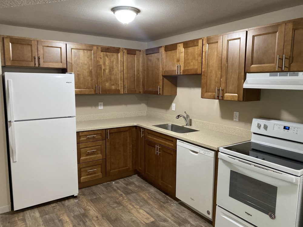 CREEKSIDE COMMONS APARTMENTS Request Information 7645 SW Bonita Rd