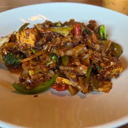 Pru Thai - Chili Noodles with Tofu and Veggies
