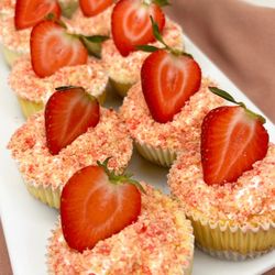 Vere’s Cakery - Strawberry Shortcake Cheesecake Cupcake