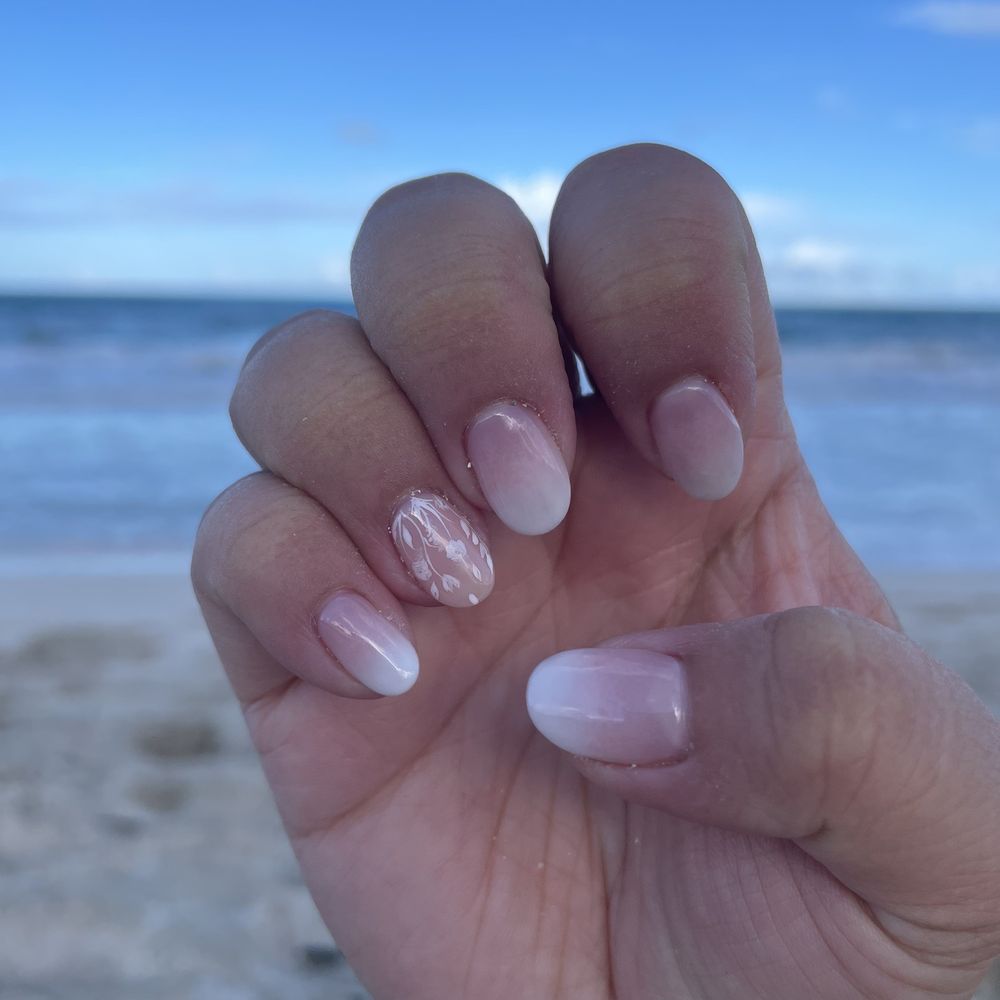 Gradient Nail - My ombré mani and one finger with wildflowers - Nail Salons Near Me - Honolulu, Hawaii Gradient Nail - My ombré mani and one finger with wildflowers - Nail Salons Near Me - Honolulu, Hawaii