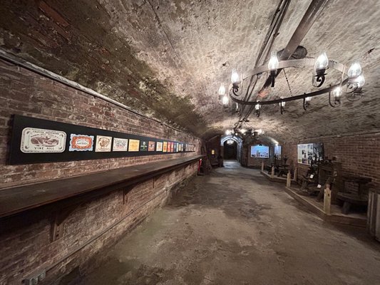 Brotherhood, America's Oldest Winery by null