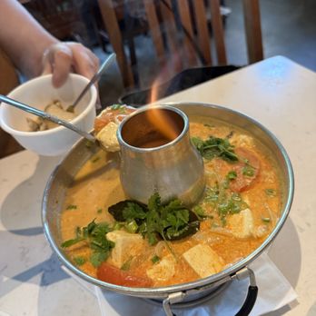 Araya's Place - Tom kah - Thai Near Me - Seattle, Washington