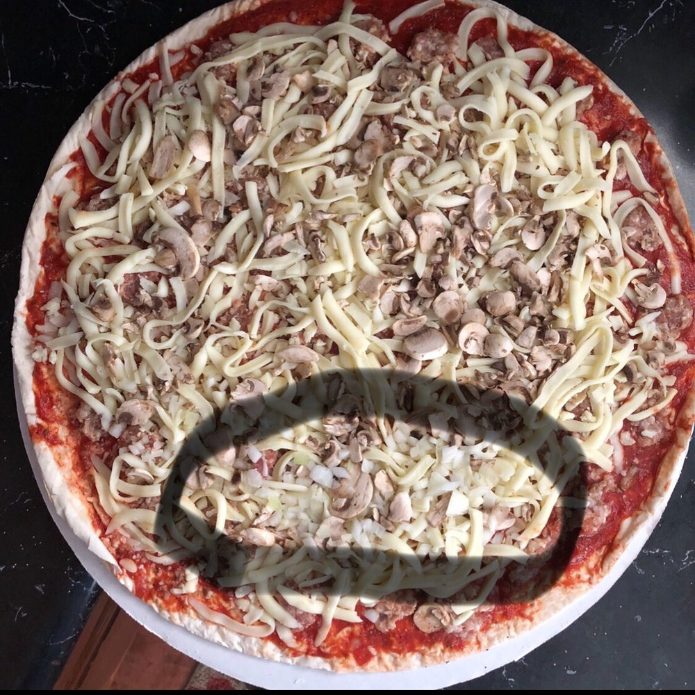 Faye's Pizza - Wanted onions on 1/2 the pizza. They must have thought I said 1/6. - Pizza Near Me - Sheboygan, Wisconsin