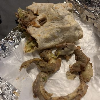 Jalisco Tacos - Un burrito de tripas doradas - Mexican Near Me - Aurora, Illinois