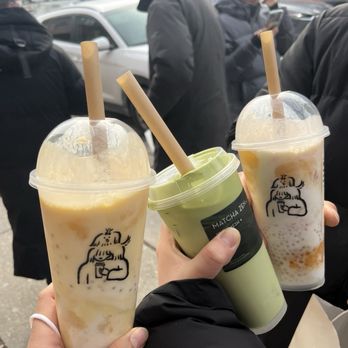 Hey Tea - Mango grapefruit boom and matcha jasmine latte - Bubble Tea Near Me - Boston, Massachusetts Hey Tea - Mango grapefruit boom and matcha jasmine latte - Bubble Tea Near Me - Boston, Massachusetts