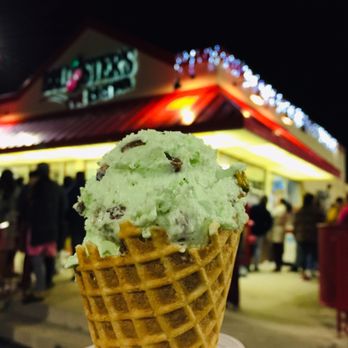 Bruster's Real Ice Cream - Generous free pistachio scoop. - Ice Cream & Frozen Yogurt Near Me - Gaithersburg, Maryland Bruster's Real Ice Cream - Generous free pistachio scoop. - Ice Cream & Frozen Yogurt Near Me - Gaithersburg, Maryland