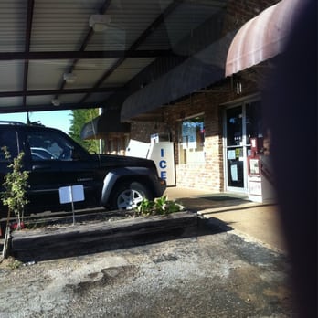 Capital Gaines Liquor - a truck parked in front of a building - Beer, Wine & Spirits Near Me - Palestine, Texas Capital Gaines Liquor - a truck parked in front of a building - Beer, Wine & Spirits Near Me - Palestine, Texas