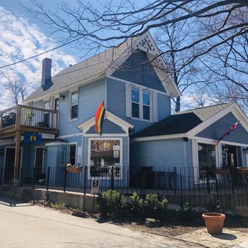 Uncommon Coffee Roasters - Bakeries Near Me - Saugatuck, Michigan
