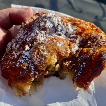 Arsicault Bakery - Chocolate almond croissant! Damn good !! - Bakeries Near Me - San Francisco, California Arsicault Bakery - Chocolate almond croissant! Damn good !! - Bakeries Near Me - San Francisco, California