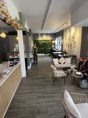 Macadons Cafe Renton by null