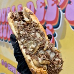 Double Dee’s Munchies - Cheesesteak cooper sharp wit add mushrooms