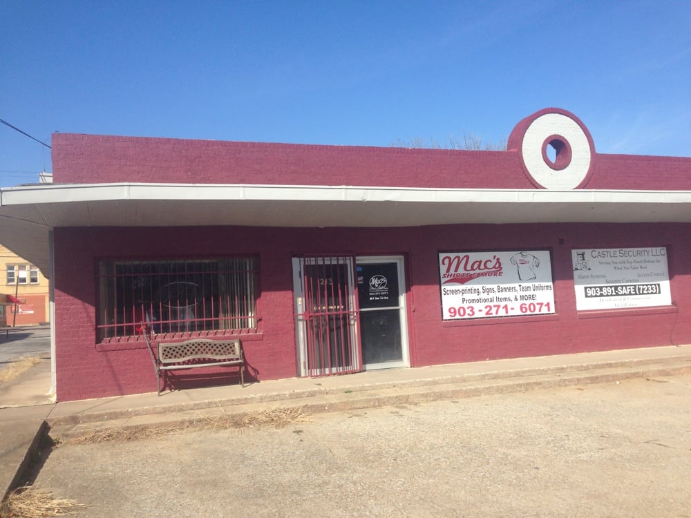 MAC’S SHIRTS AND MORE Updated August 2024 213 E Lamar St, Sherman