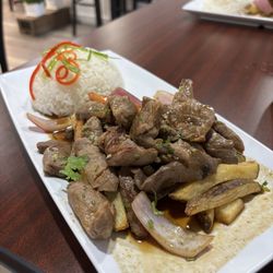 Friends Peruvian Culinary - Lomo saltado