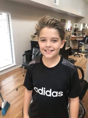 Tijeras Hair 2801 Indian School Rd Ne Albuquerque Nm Hair Salons