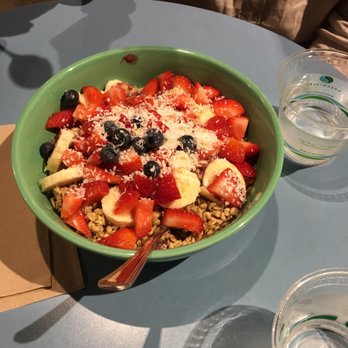 Backyard Bowls - Breakfast & Brunch Near Me - Los Angeles, California Backyard Bowls - Breakfast & Brunch Near Me - Los Angeles, California