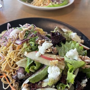 Cafe Bernardo - Thai noodles and mixed greens - Burgers Near Me - Sacramento, California