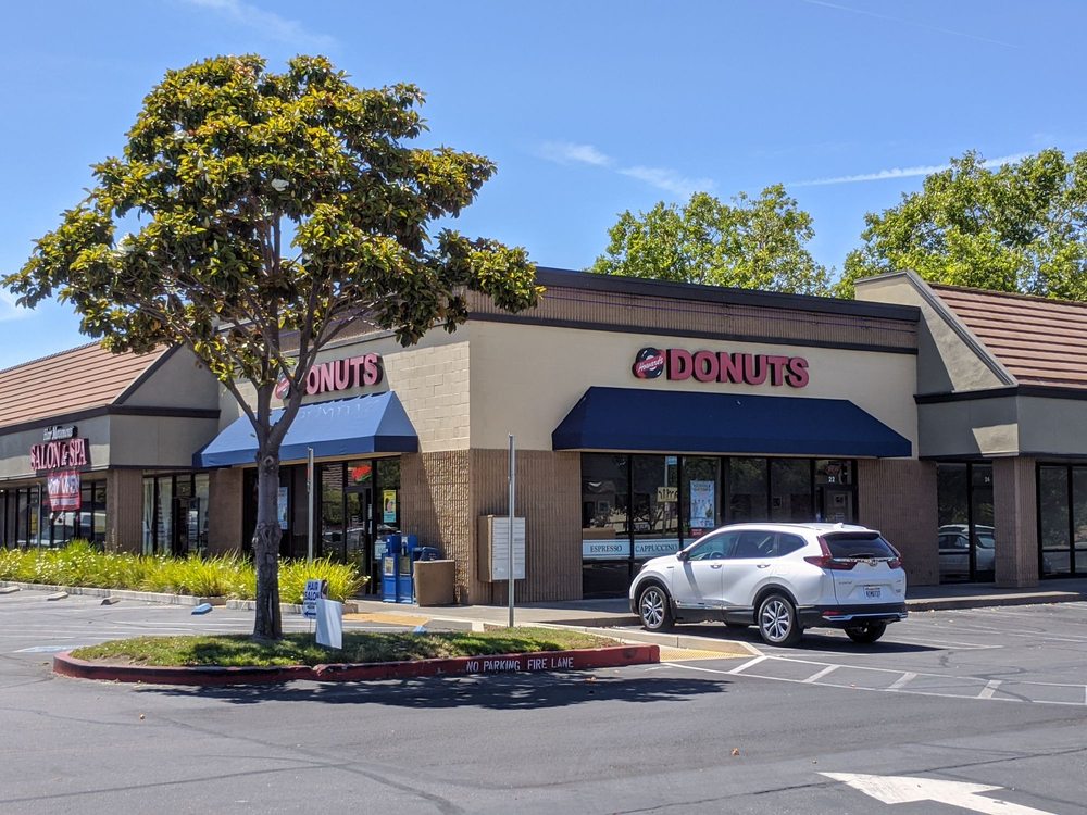 HOWARD’S DONUTS 50 Photos & 84 Reviews 2340 Sunrise Blvd, Gold