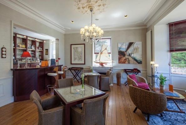 AR INIZ - Hôtel restaurant by null