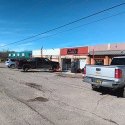 D&E Tire Shop