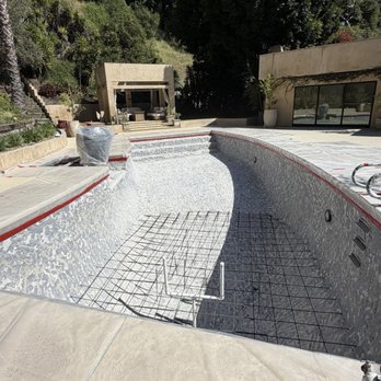 Deluxe Pool - Shallowing the pool - Masonry/Concrete Near Me