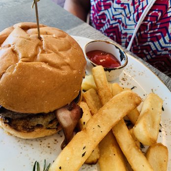 The Aussie Grind - Cafes Near Me - Frisco, Texas