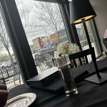 1830 Chophouse - View to the square - American Near Me - Lebanon, Indiana 1830 Chophouse - View to the square - American Near Me - Lebanon, Indiana
