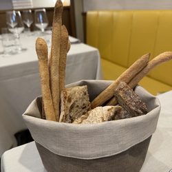 Osteria Brunello - Bread service