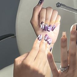 Julie Nails