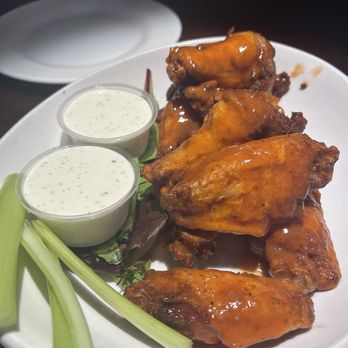 The Lakes Lounge - Chicken Wings - American Near Me - Las Vegas, Nevada The Lakes Lounge - Chicken Wings - American Near Me - Las Vegas, Nevada