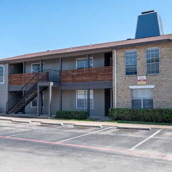 Grand Riviera by Eagle Property Capital - Apartments Near Me - Irving, Texas Grand Riviera by Eagle Property Capital - Apartments Near Me - Irving, Texas