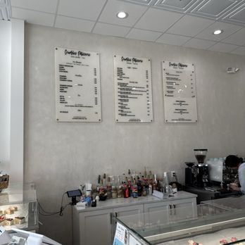 Crumbles Patisserie - Desserts Near Me - Glendale, California