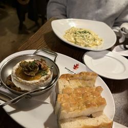 Scarlet Oak Tavern - Baked brie and carbonara ravioli