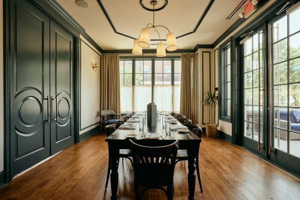 Kingswood Restaurant and Bar by null