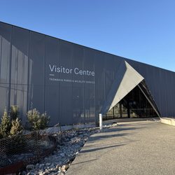 Cradle Mountain National Park - Visitor center 08:30AM-4PM