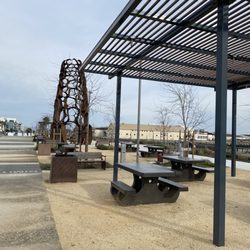 Alameda Point Waterfront Park