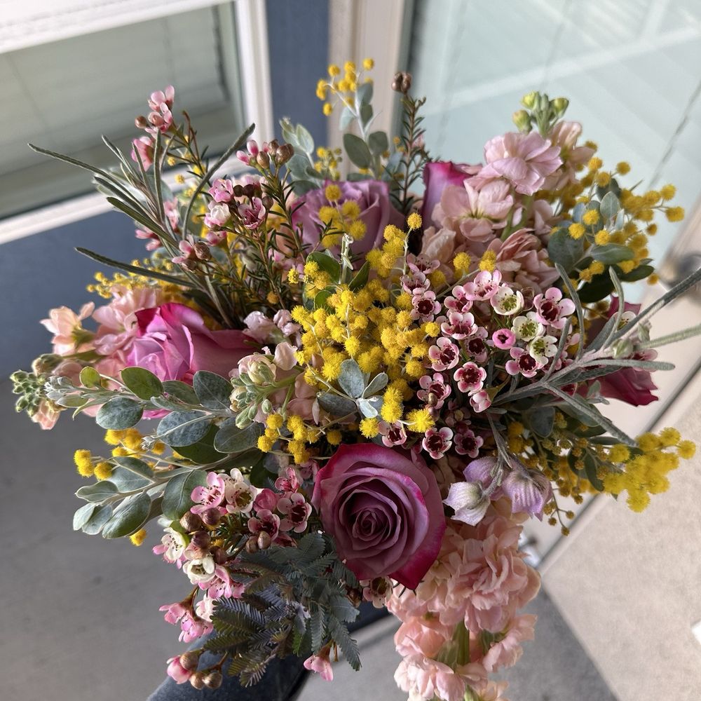 French Florist - Florists Near Me - El Segundo, California French Florist - Florists Near Me - El Segundo, California