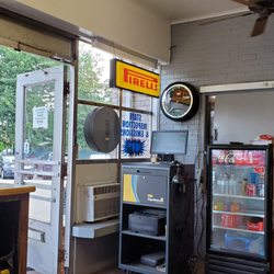 Rossi's Tire & Service