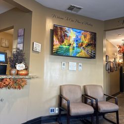 Austria Chiropractic - Waiting room
