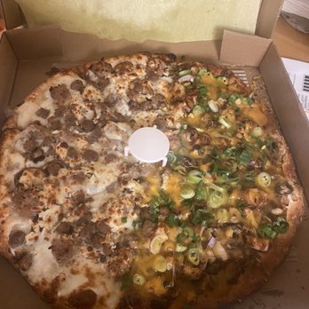 Supreme Pizza - Barbecue chicken pizza Euro Pizza - Pizza Near Me - Sacramento, California Supreme Pizza - Barbecue chicken pizza Euro Pizza - Pizza Near Me - Sacramento, California