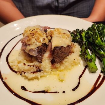 Sauce & Vine - Steak n potatoes - Italian Near Me - Fate, Texas Sauce & Vine - Steak n potatoes - Italian Near Me - Fate, Texas