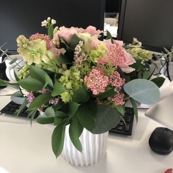 Blackbird Floral - The bouquet on my sister's desk. - Florists Near Me - Austin, Texas Blackbird Floral - The bouquet on my sister's desk. - Florists Near Me - Austin, Texas